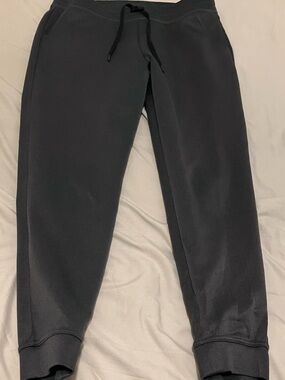 Men's 32• HEAT Black Jogger Pants - Accepting Offers/Bundle Deals!